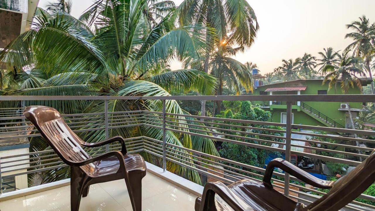 Poolside Paradise 1Bhk Luxury Apartment In Siolim. Exterior photo